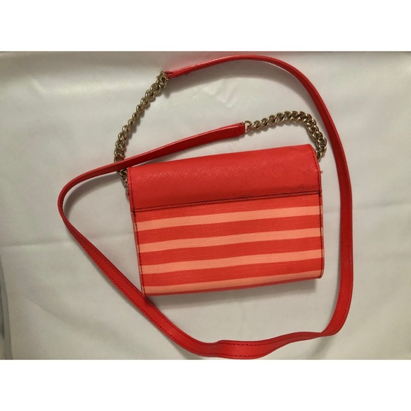 Kate Spade Pink Striped Crossbody Purse with Gold Chain Accents - Picture 3 of 8